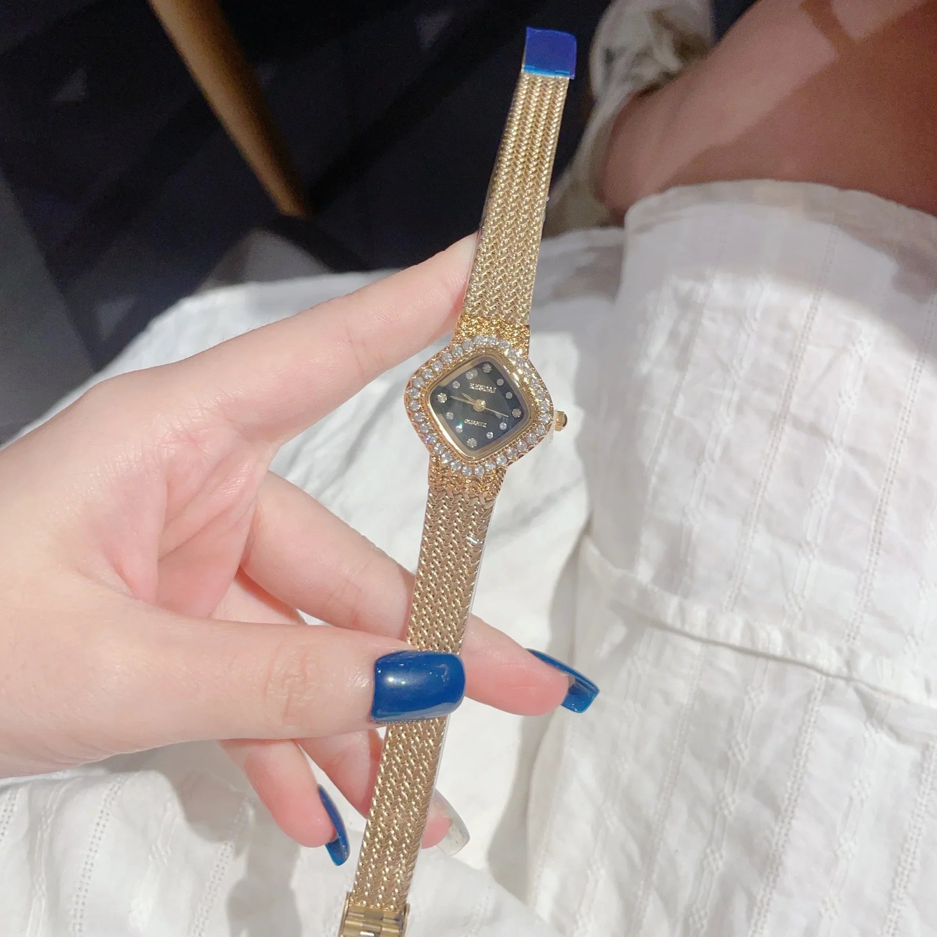 Luxury Women's Waterproof Quartz Watch